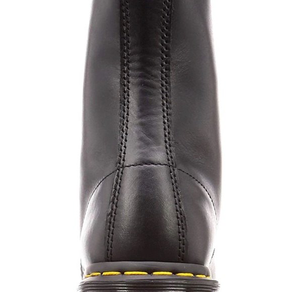 Chelsea Doc Marten boot - Picture 3 of 4